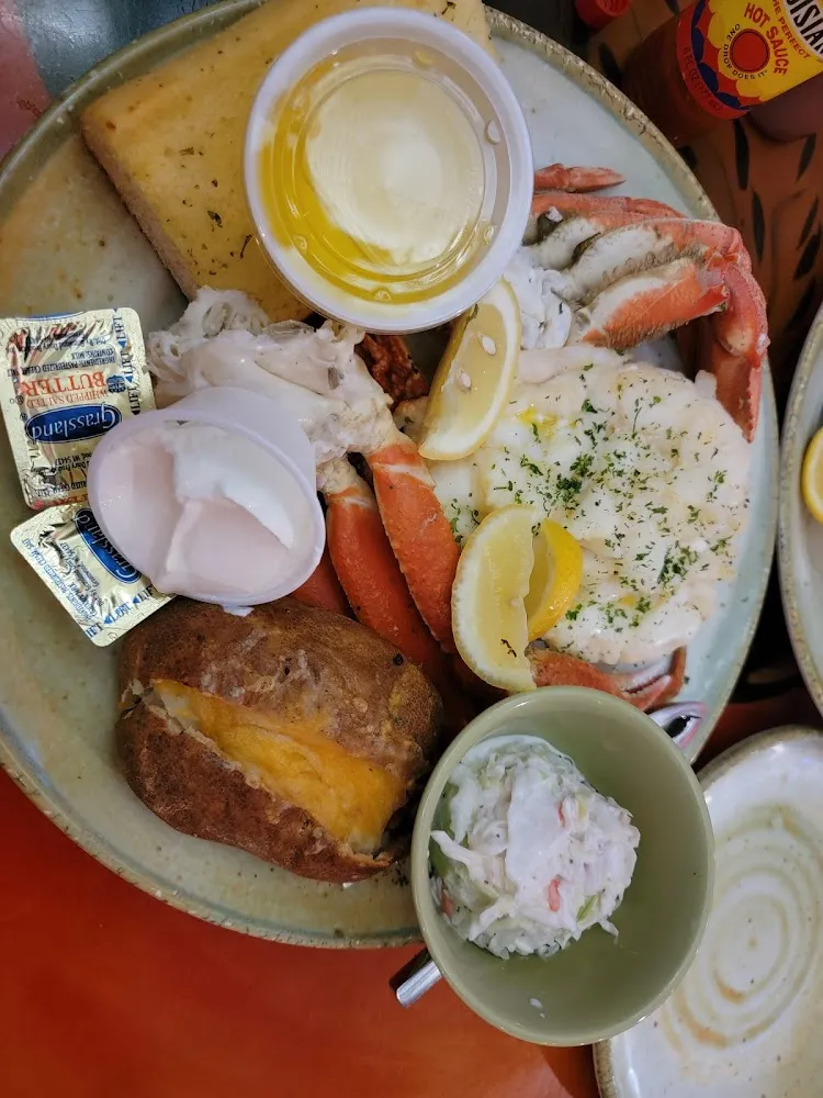 P J 'S Super Combo Small Lobster Tail